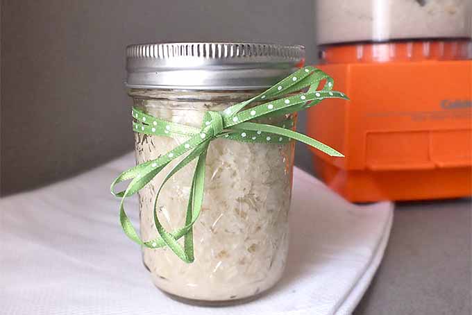 For the best flavor, grow your own horseradish to use in your favorite condiments and dishes. | GardenersPath.com