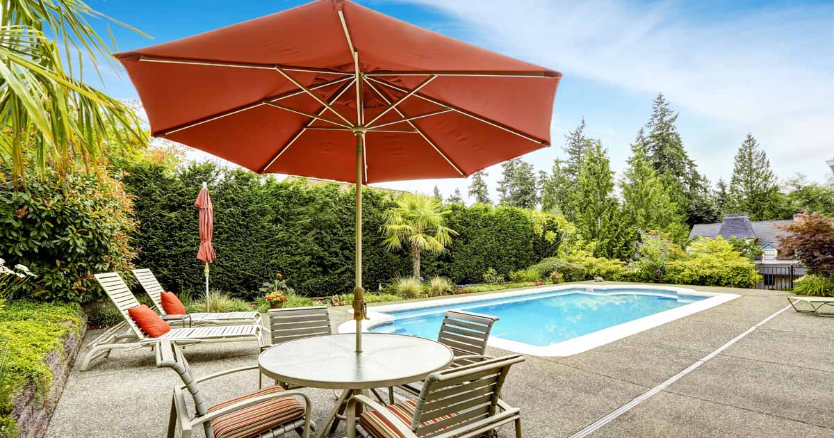 7 Best Patio Umbrellas For Your Yard, How To Put Umbrella In Table